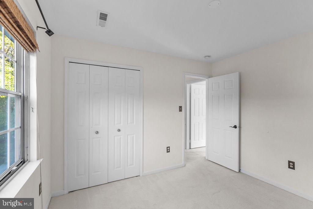 10004 GEORGIAN WOODS COURT