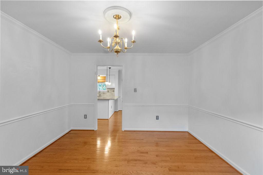 10004 GEORGIAN WOODS COURT