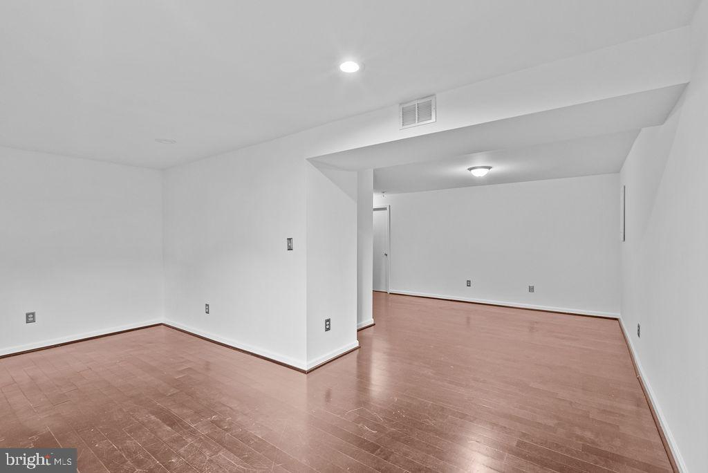 10004 GEORGIAN WOODS COURT