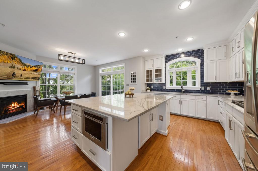 4607 ASPEN HILL COURT