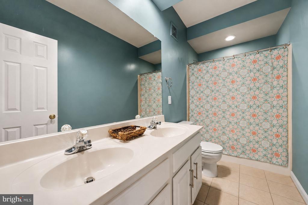 4607 ASPEN HILL COURT