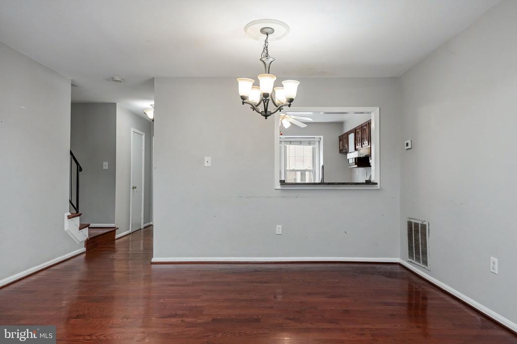 4749 GAINSBOROUGH DRIVE