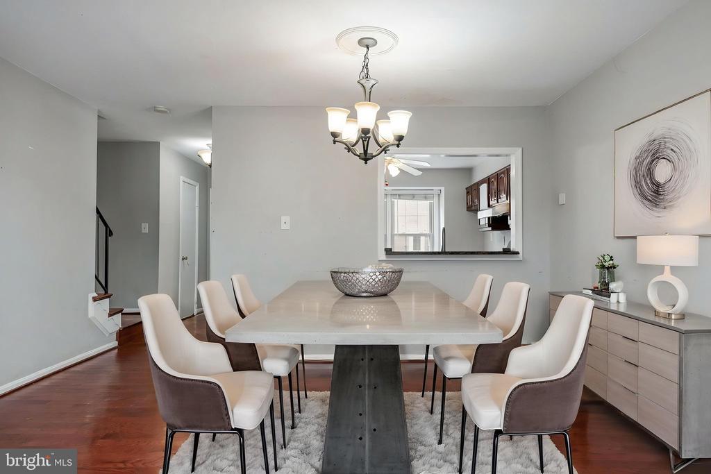 4749 GAINSBOROUGH DRIVE