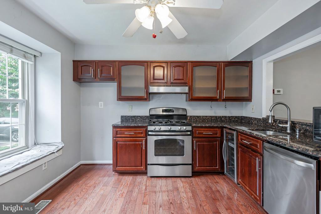 4749 GAINSBOROUGH DRIVE