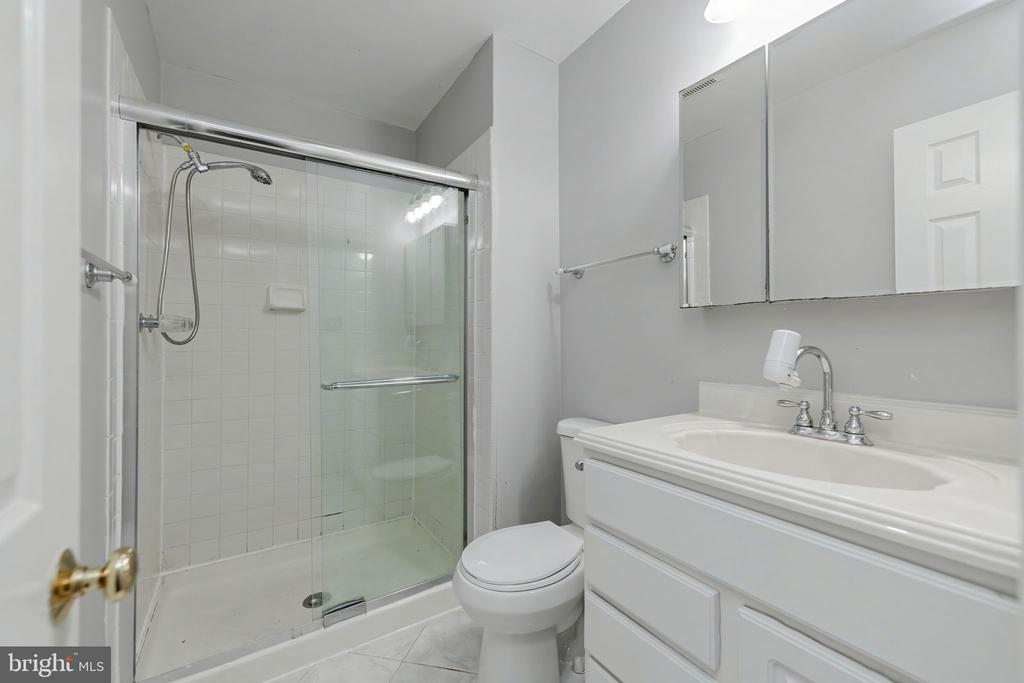 4749 GAINSBOROUGH DRIVE
