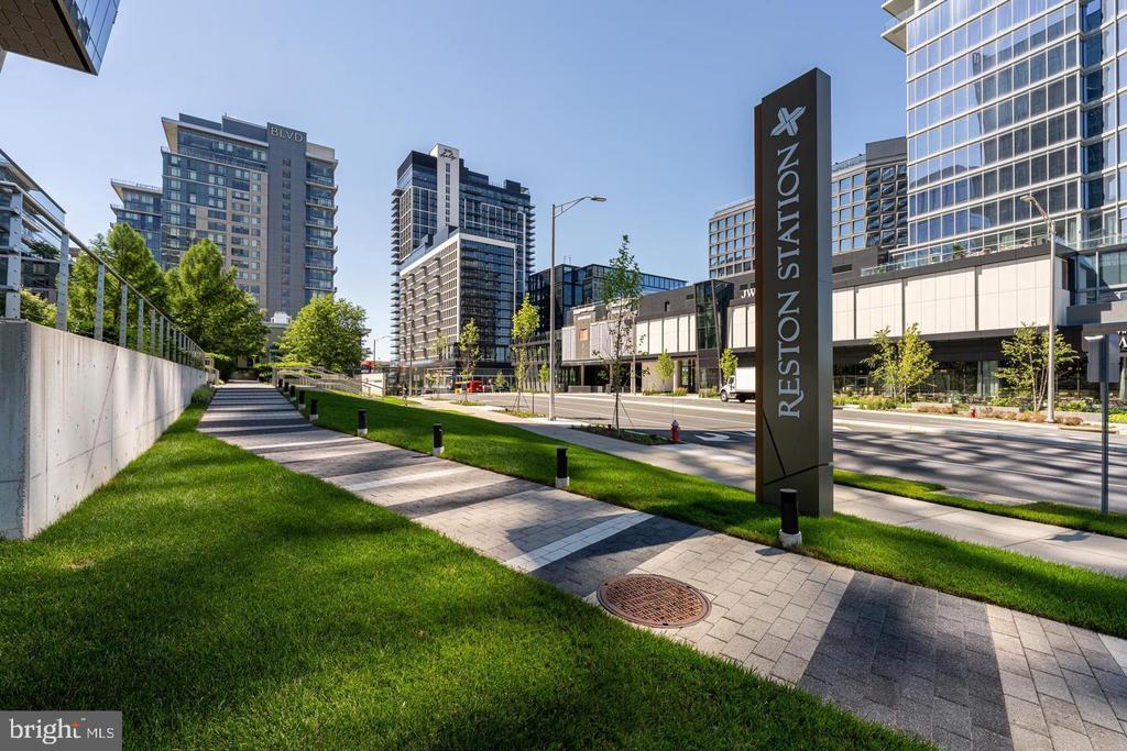 1426 CHURCH HILL PLACE Unit: 1426