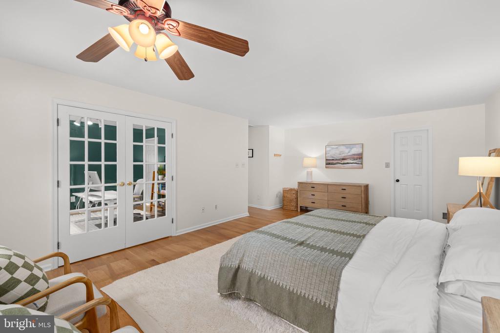 9730 ROLLING RIDGE DRIVE