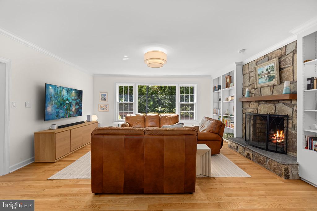 9730 ROLLING RIDGE DRIVE
