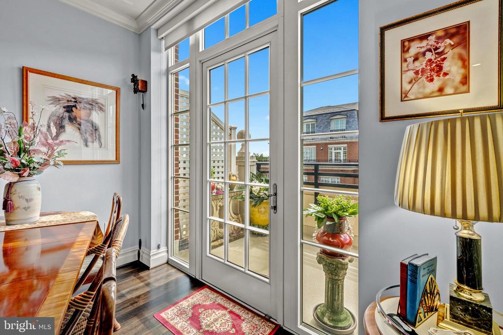 6900 FLEETWOOD ROAD Unit: 606