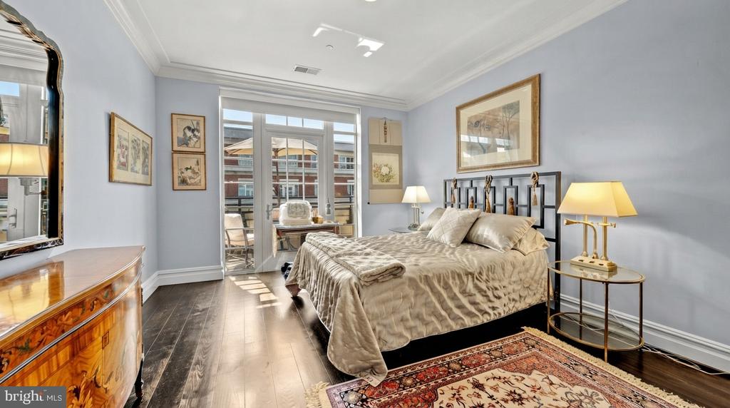 6900 FLEETWOOD ROAD Unit: 606