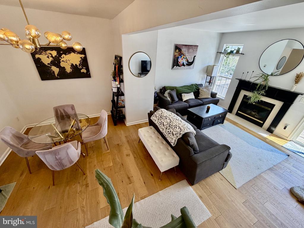 2908 HUNTINGTON GROVE SQUARE