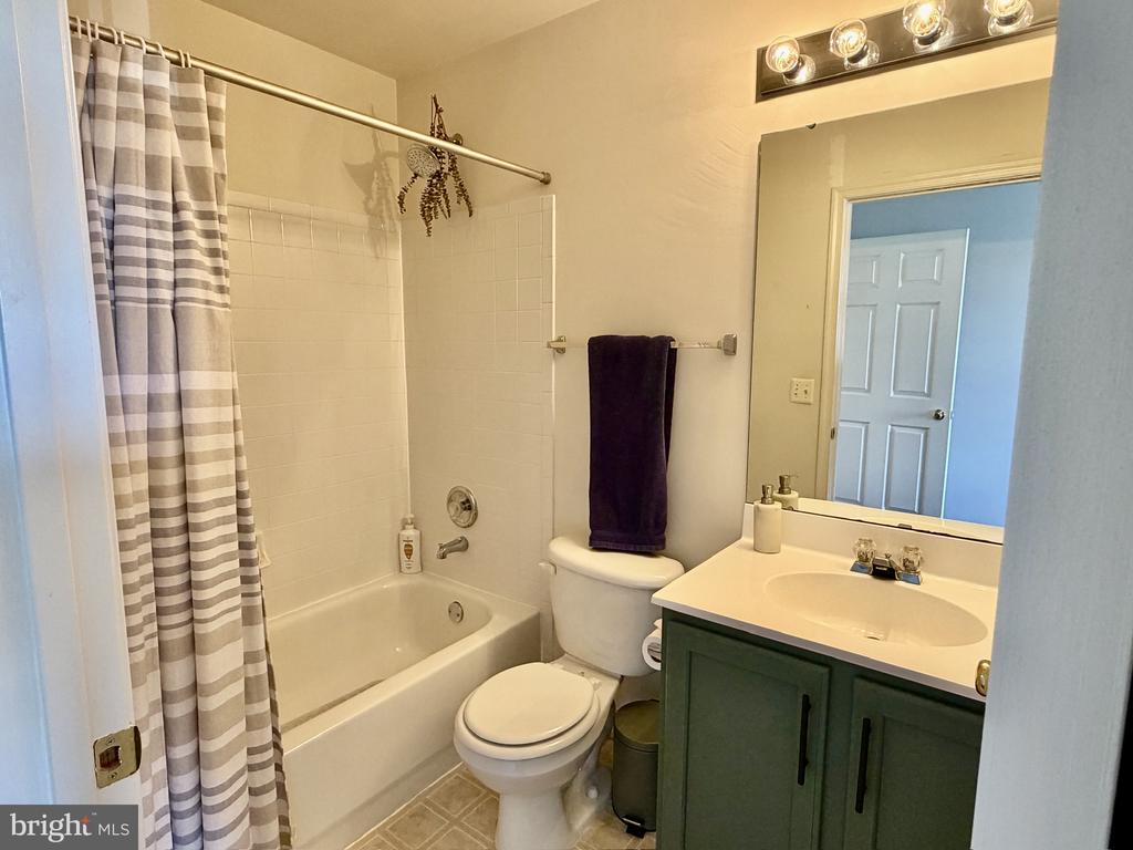 2908 HUNTINGTON GROVE SQUARE