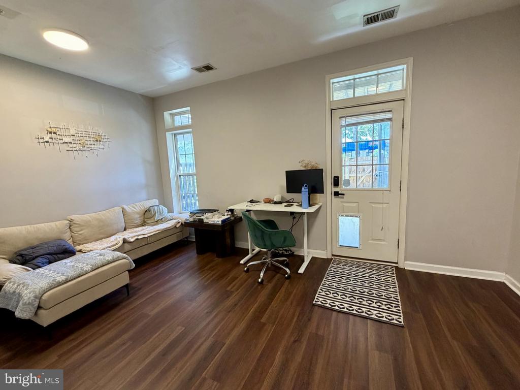 2908 HUNTINGTON GROVE SQUARE