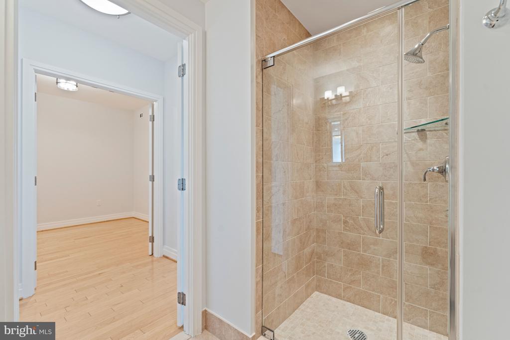 8220 CRESTWOOD HEIGHTS DRIVE Unit: 910