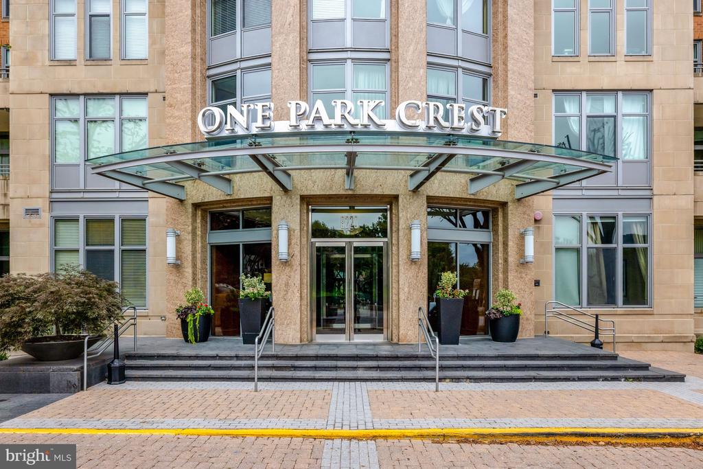 8220 CRESTWOOD HEIGHTS DRIVE Unit: 910