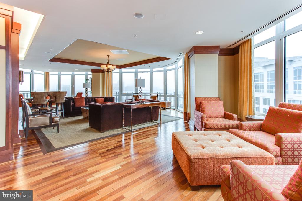 8220 CRESTWOOD HEIGHTS DRIVE Unit: 910