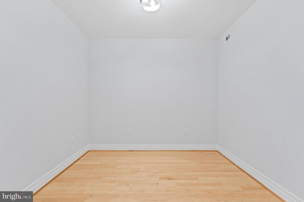 8220 CRESTWOOD HEIGHTS DRIVE Unit: 910