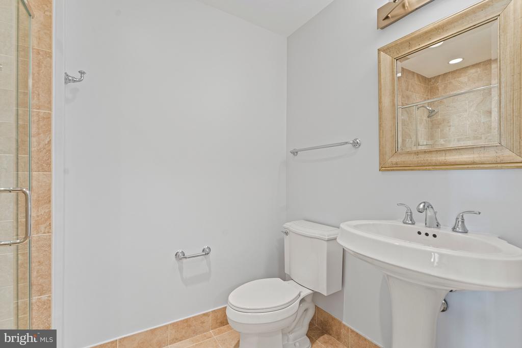8220 CRESTWOOD HEIGHTS DRIVE Unit: 910