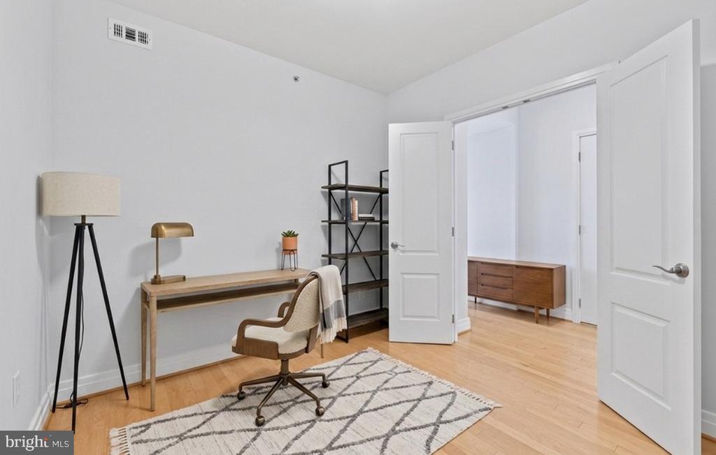 8220 CRESTWOOD HEIGHTS DRIVE Unit: 910