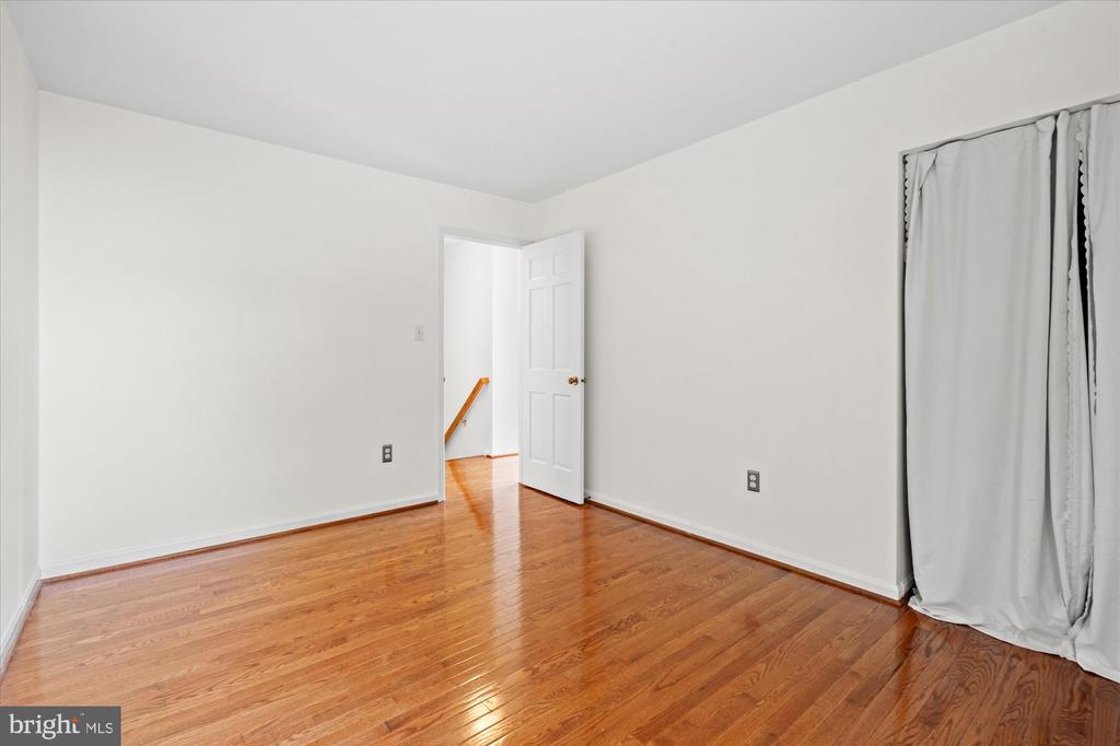 1920 WINDMILL LANE