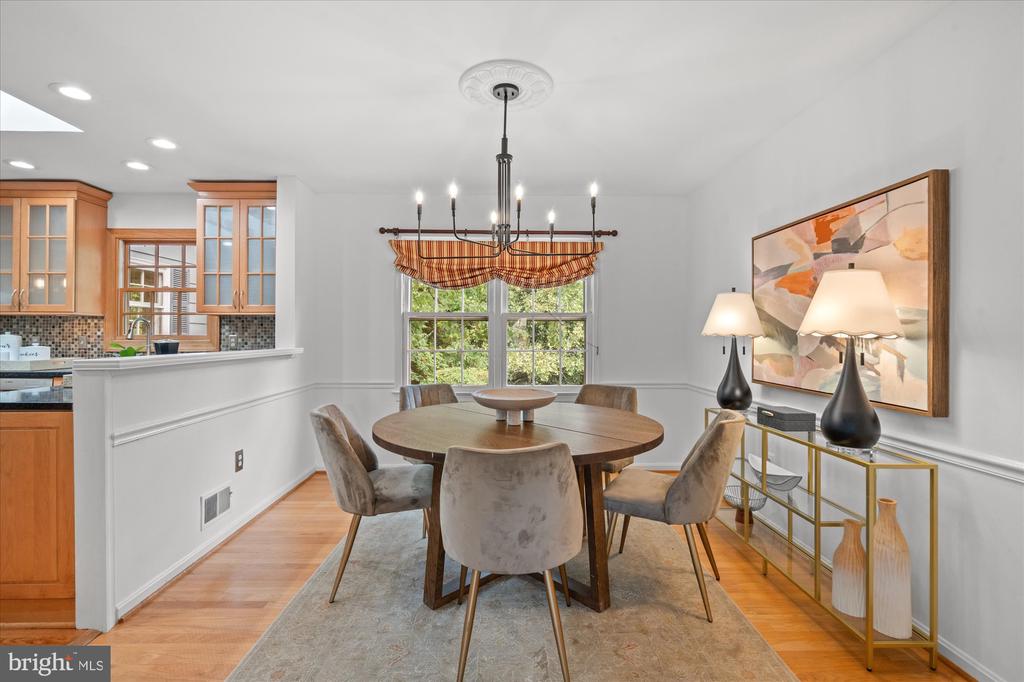 1920 WINDMILL LANE
