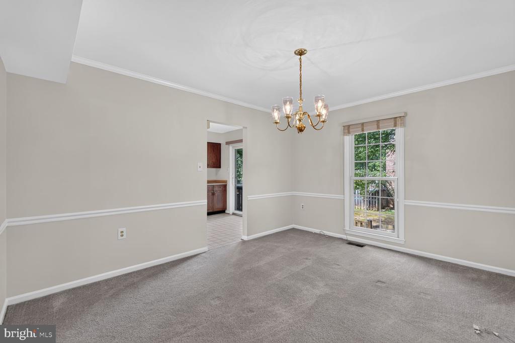 6548 BERMUDA GREEN COURT