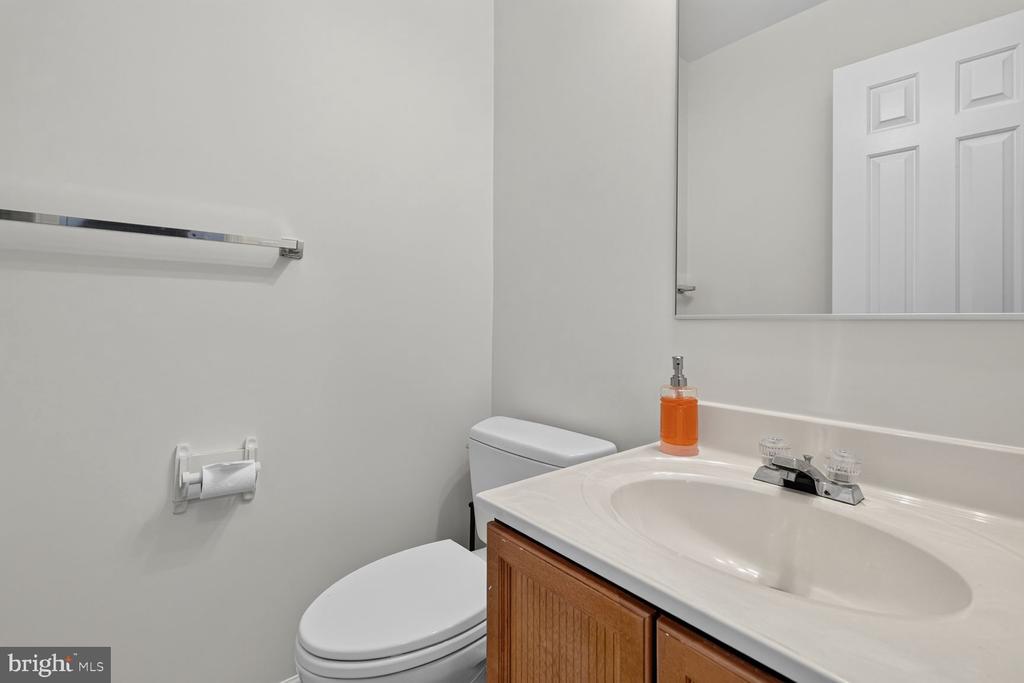 6548 BERMUDA GREEN COURT