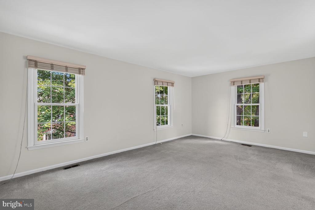6548 BERMUDA GREEN COURT