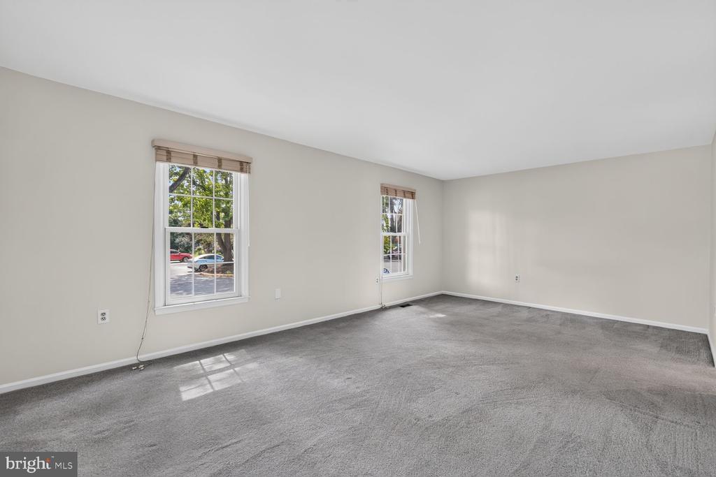 6548 BERMUDA GREEN COURT