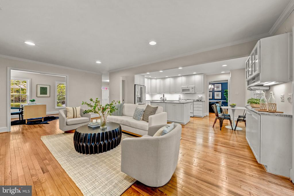 1623 LINWAY PARK DRIVE