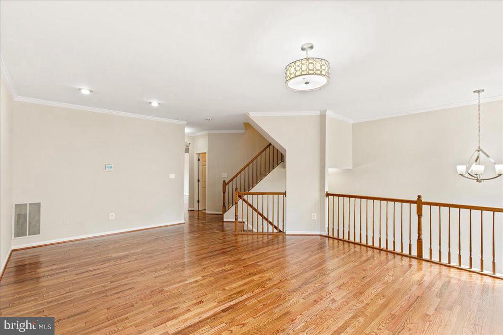 5304 WALDO DRIVE