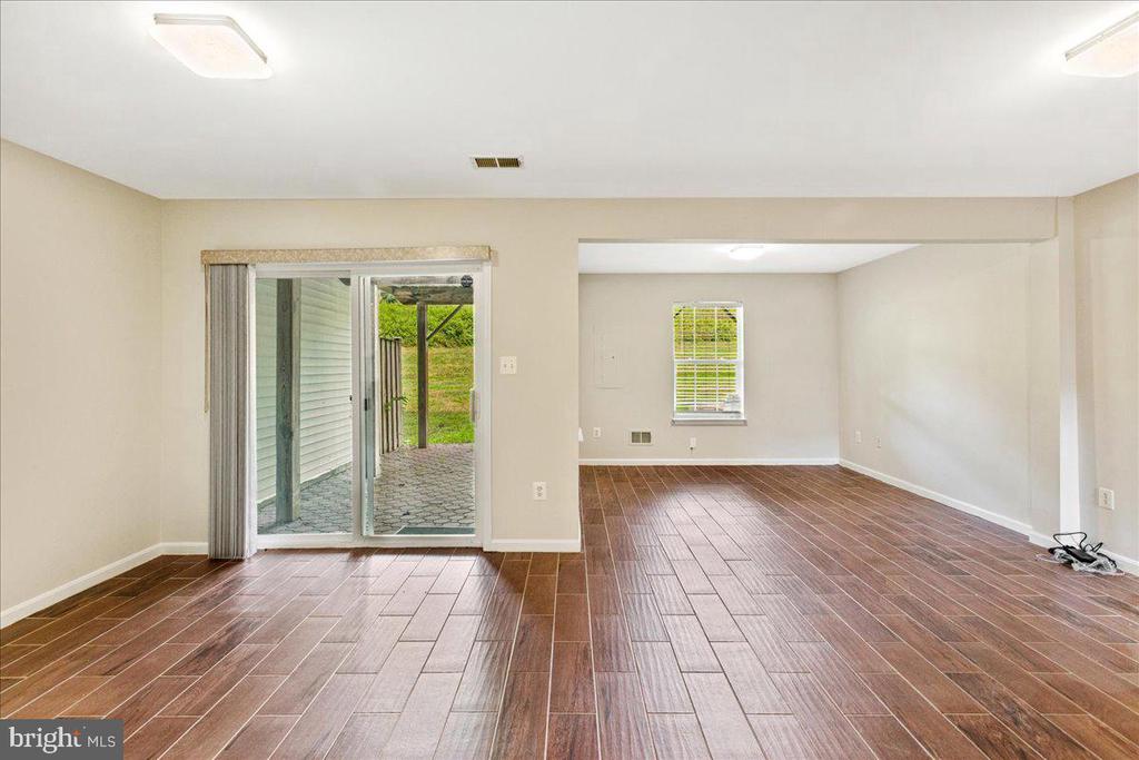 5304 WALDO DRIVE