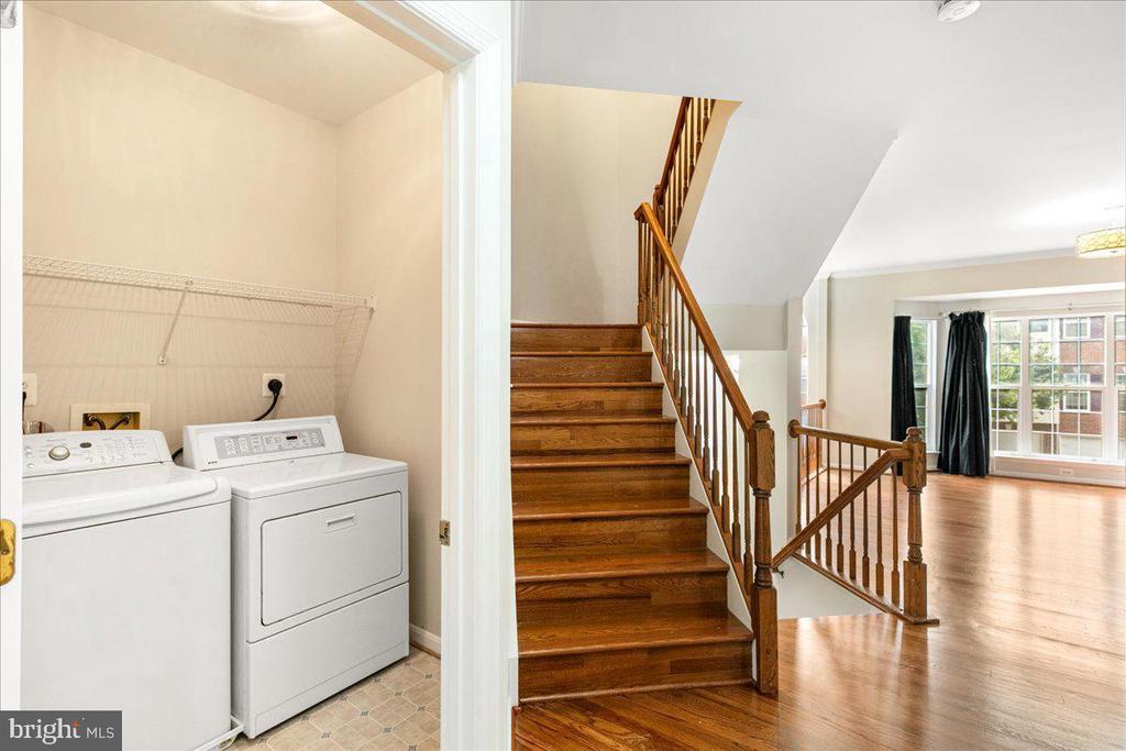 5304 WALDO DRIVE