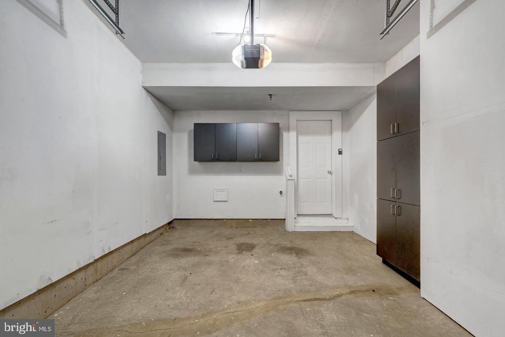 4569 WHITTEMORE Unit: 1321