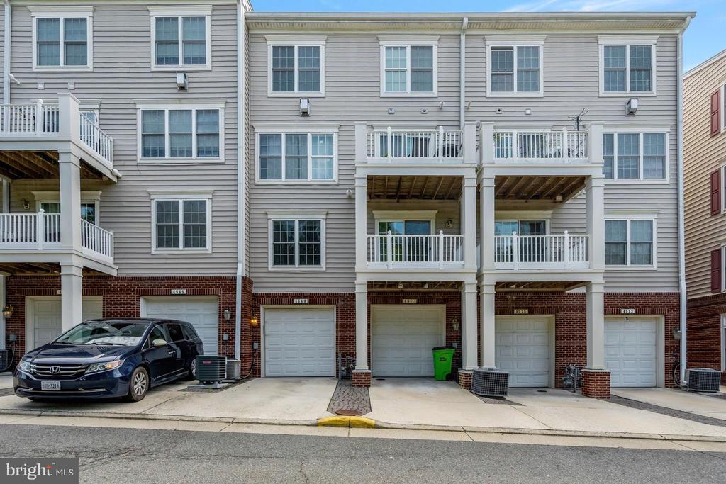4569 WHITTEMORE Unit: 1321