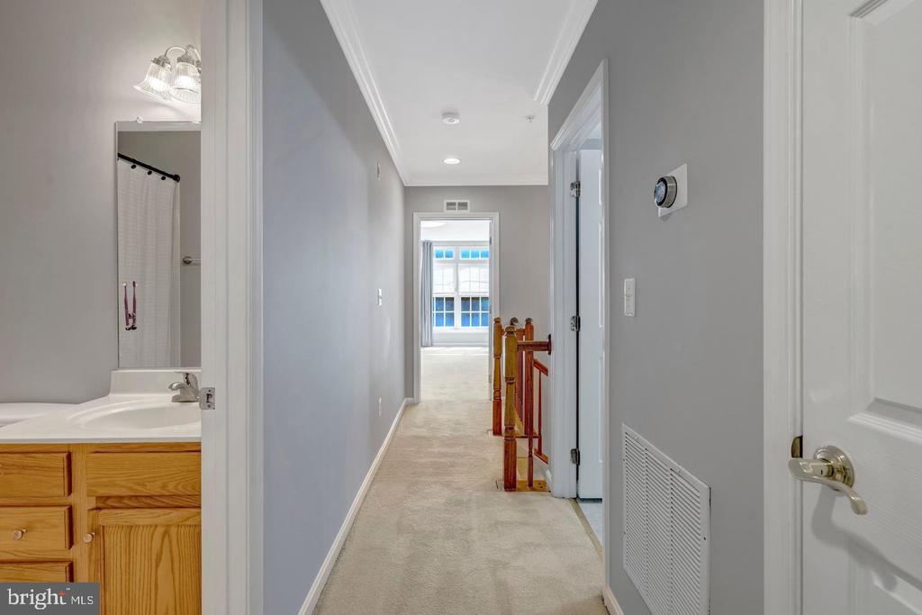 4569 WHITTEMORE Unit: 1321