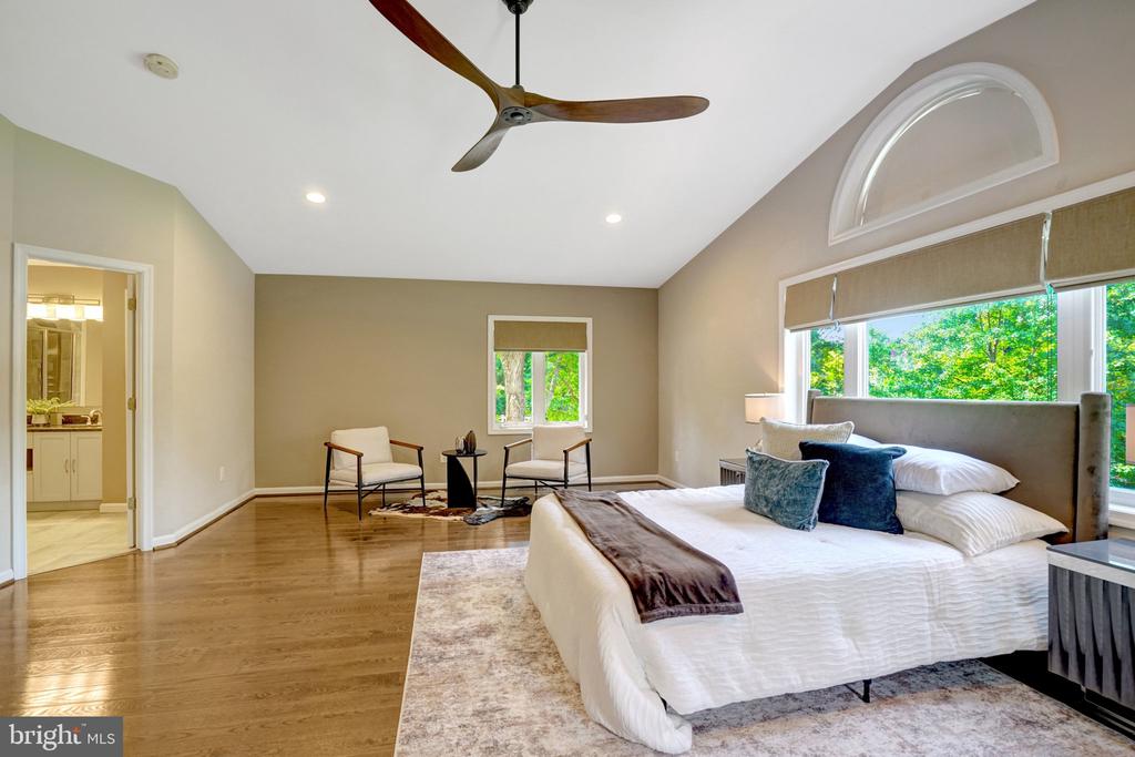 7113 CAROL LANE