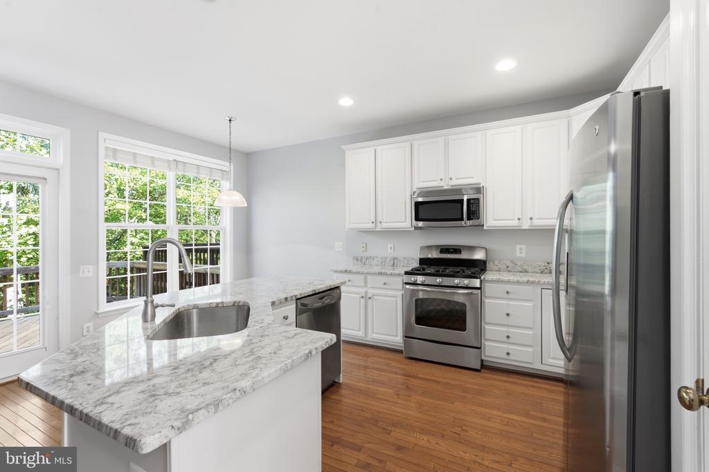 12880 FAIR VALLEY COURT