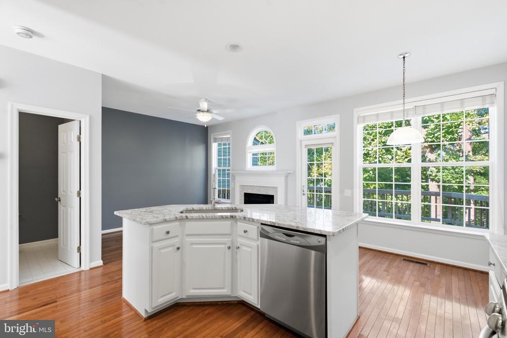 12880 FAIR VALLEY COURT