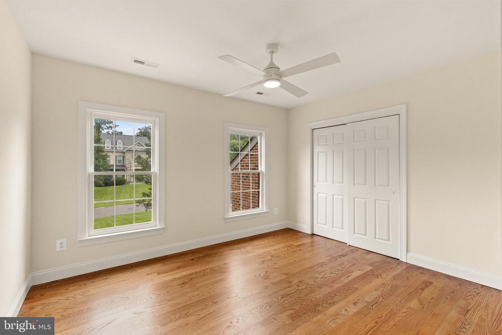 3454 VIRGINIA OAKS DRIVE