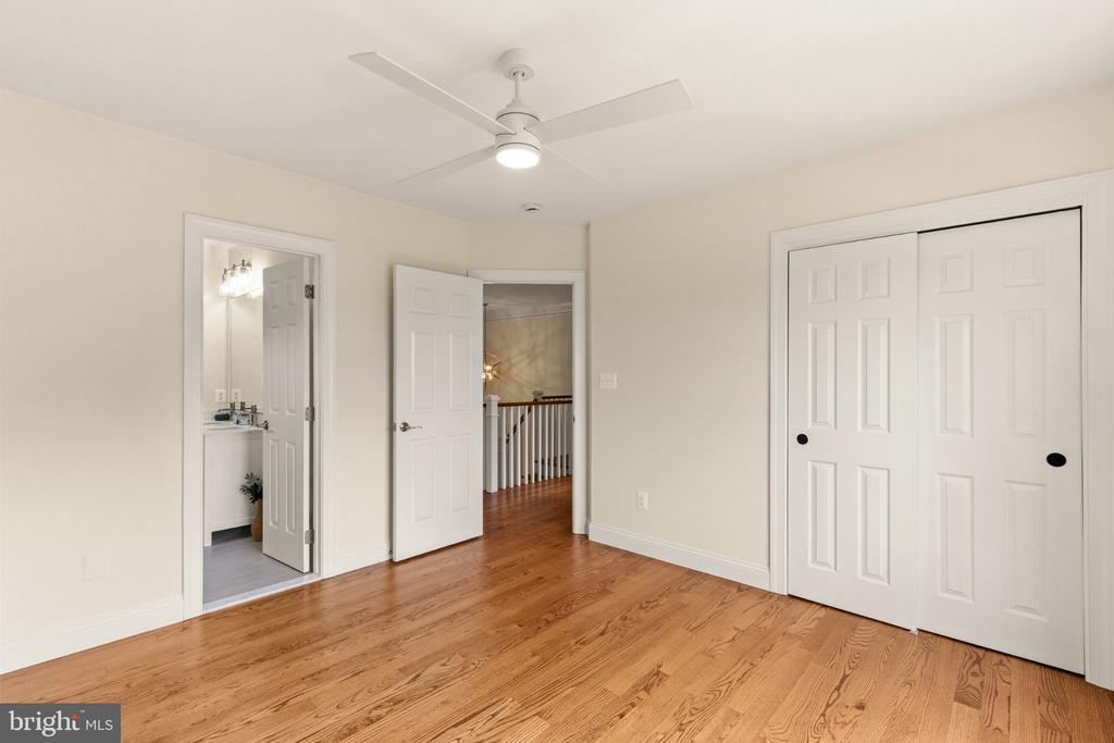 3454 VIRGINIA OAKS DRIVE
