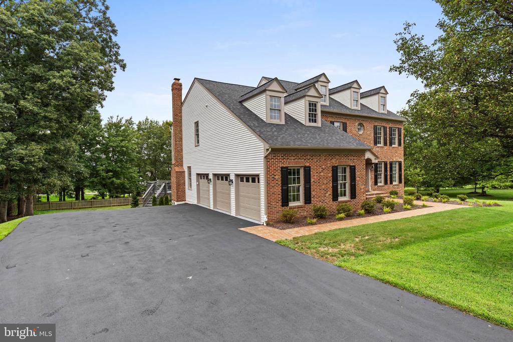 3454 VIRGINIA OAKS DRIVE