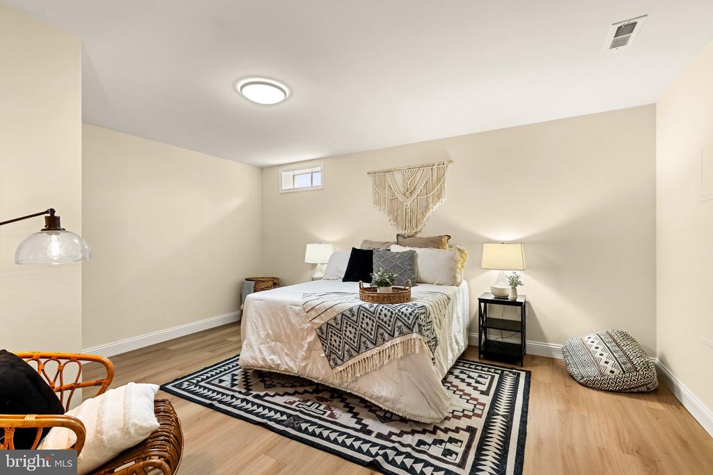 3454 VIRGINIA OAKS DRIVE