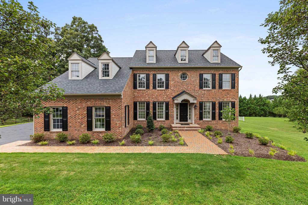 3454 VIRGINIA OAKS DRIVE