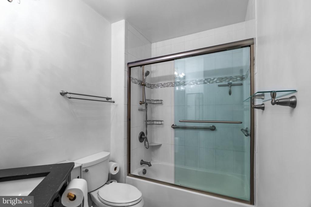 12919 ALTON SQUARE Unit: 202