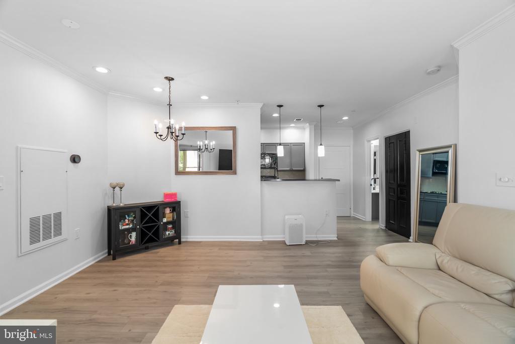 12919 ALTON SQUARE Unit: 202
