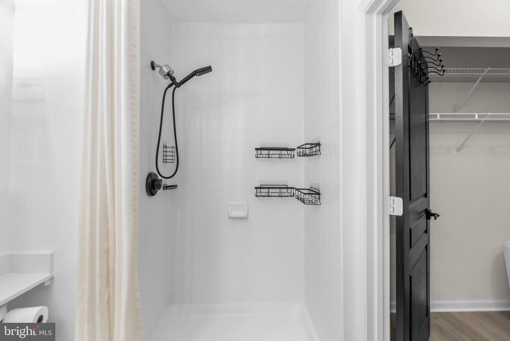 12919 ALTON SQUARE Unit: 202