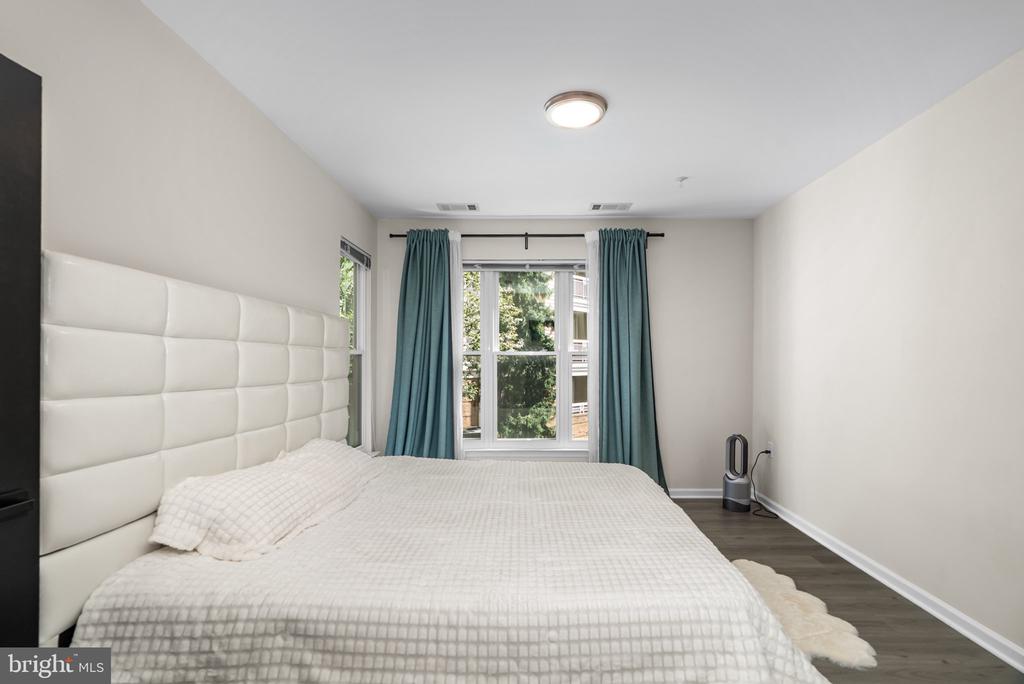 12919 ALTON SQUARE Unit: 202