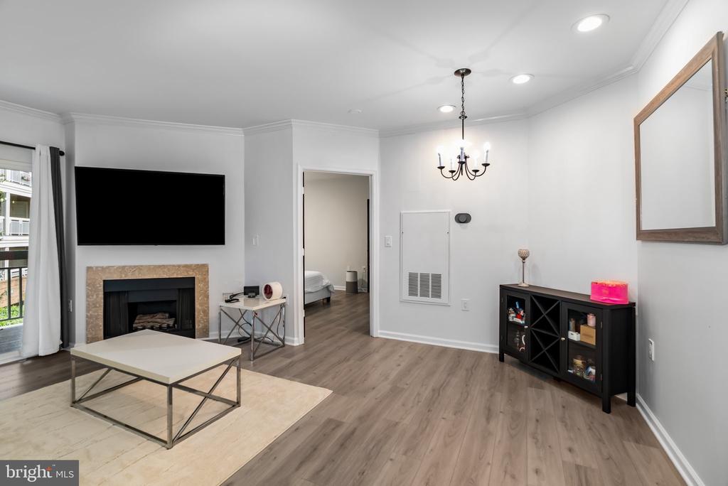12919 ALTON SQUARE Unit: 202