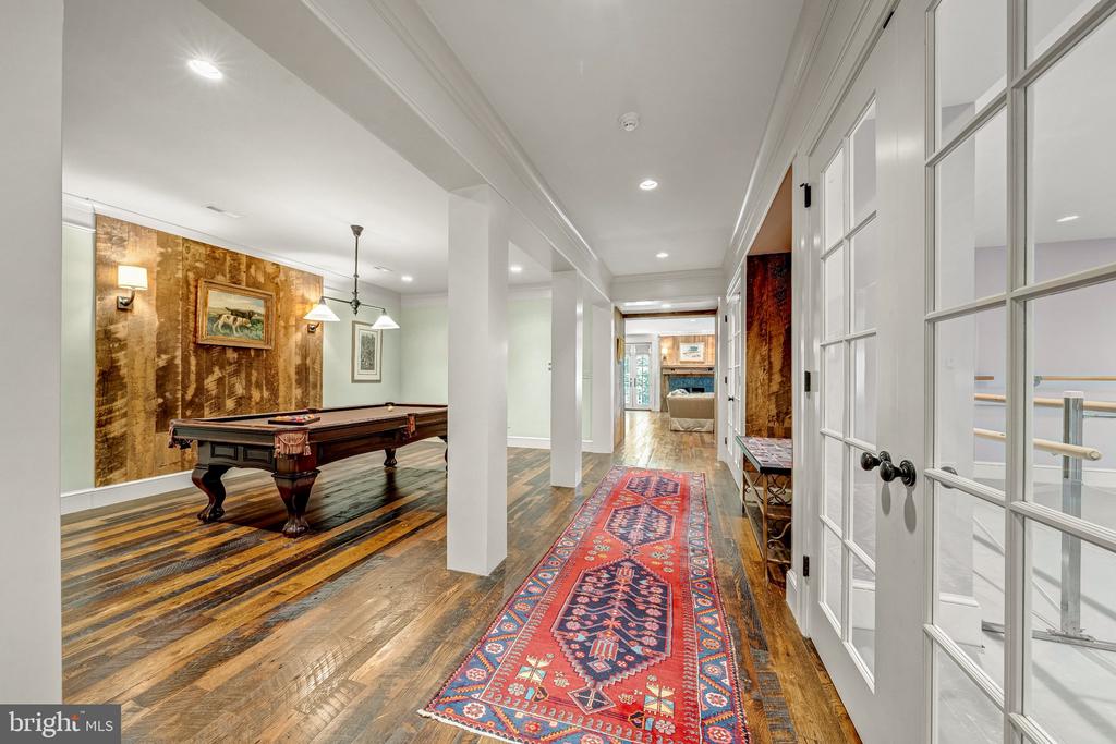 8133 GEORGETOWN PIKE